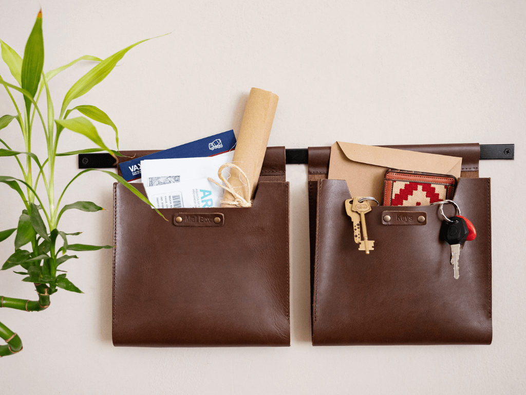 Small Leather Wall Pockets OrganizerBrownGaucholife