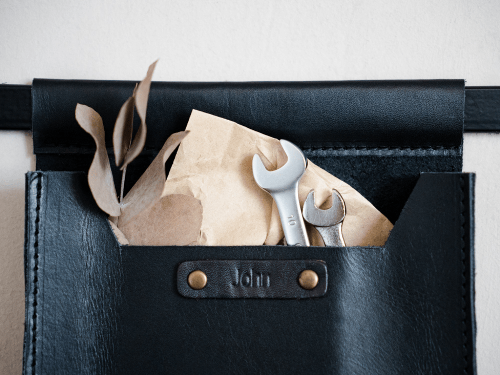 Small Leather Wall Pocket OrganizerBlackGaucholife